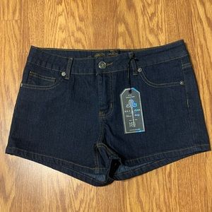 NWT wax Jeans shorts size L